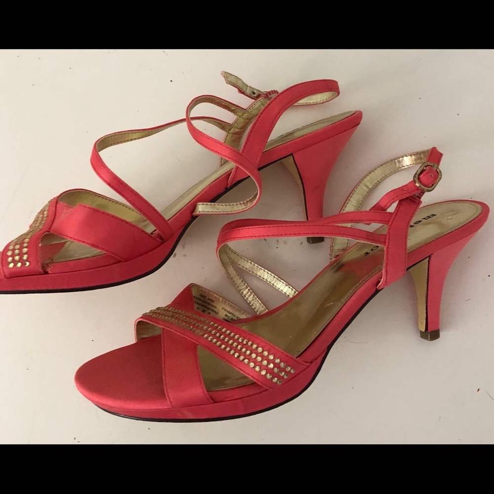 Metaphor strap sexy red heels size 8.5